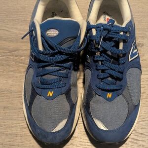 New Balance Men's Blue Athletic Shoes